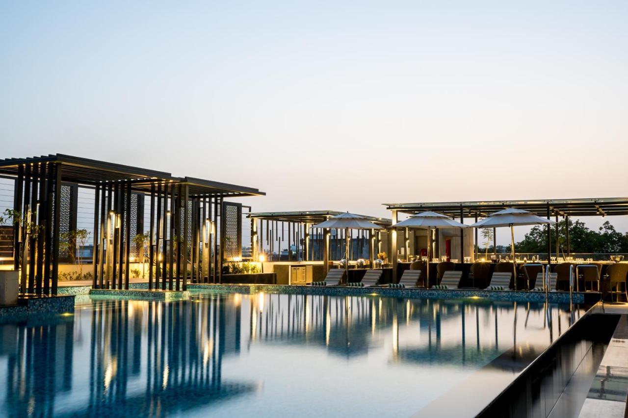 Holiday Inn Lucknow Airport By Ihg Buitenkant foto