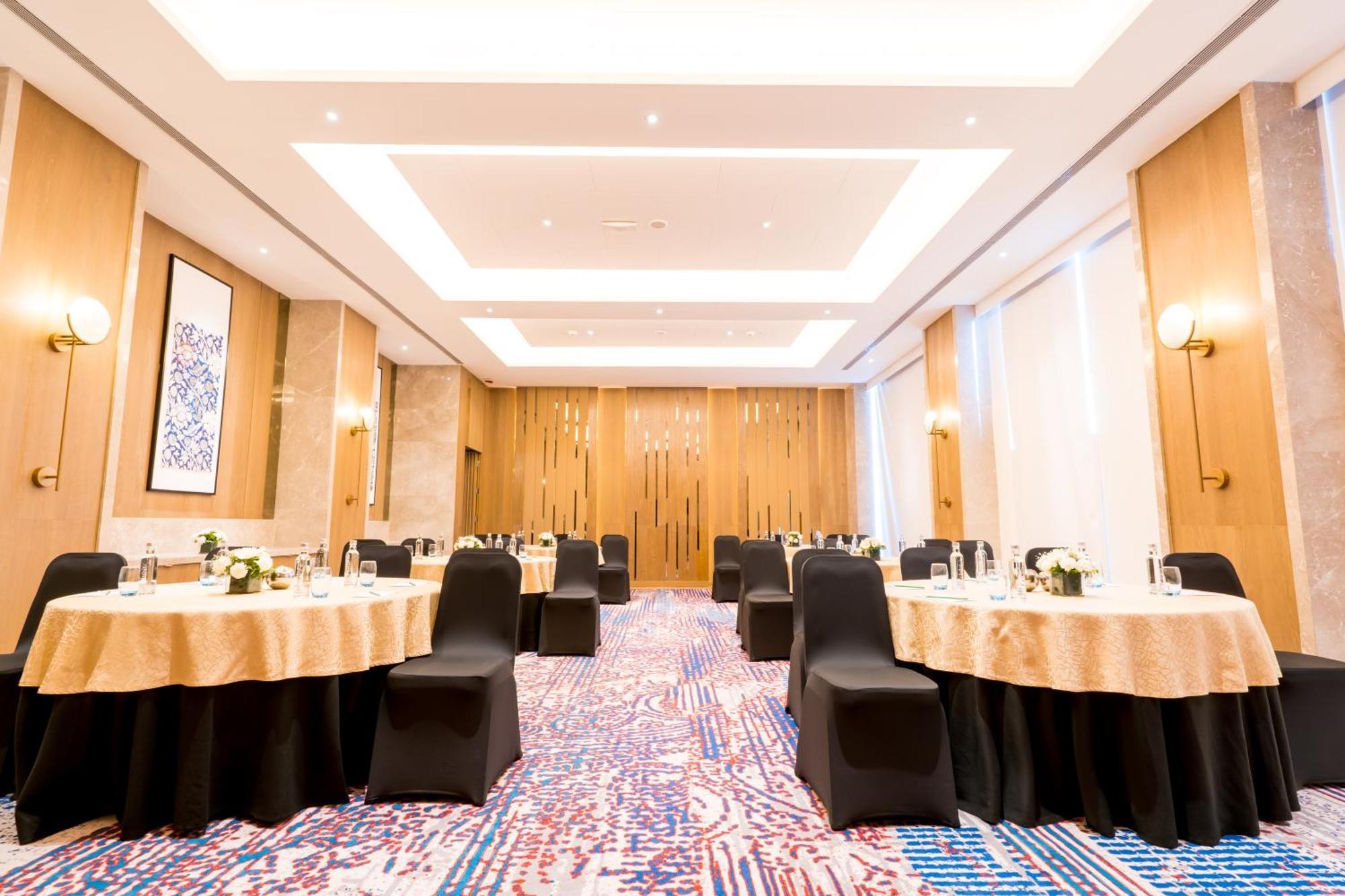 Holiday Inn Lucknow Airport By Ihg Buitenkant foto