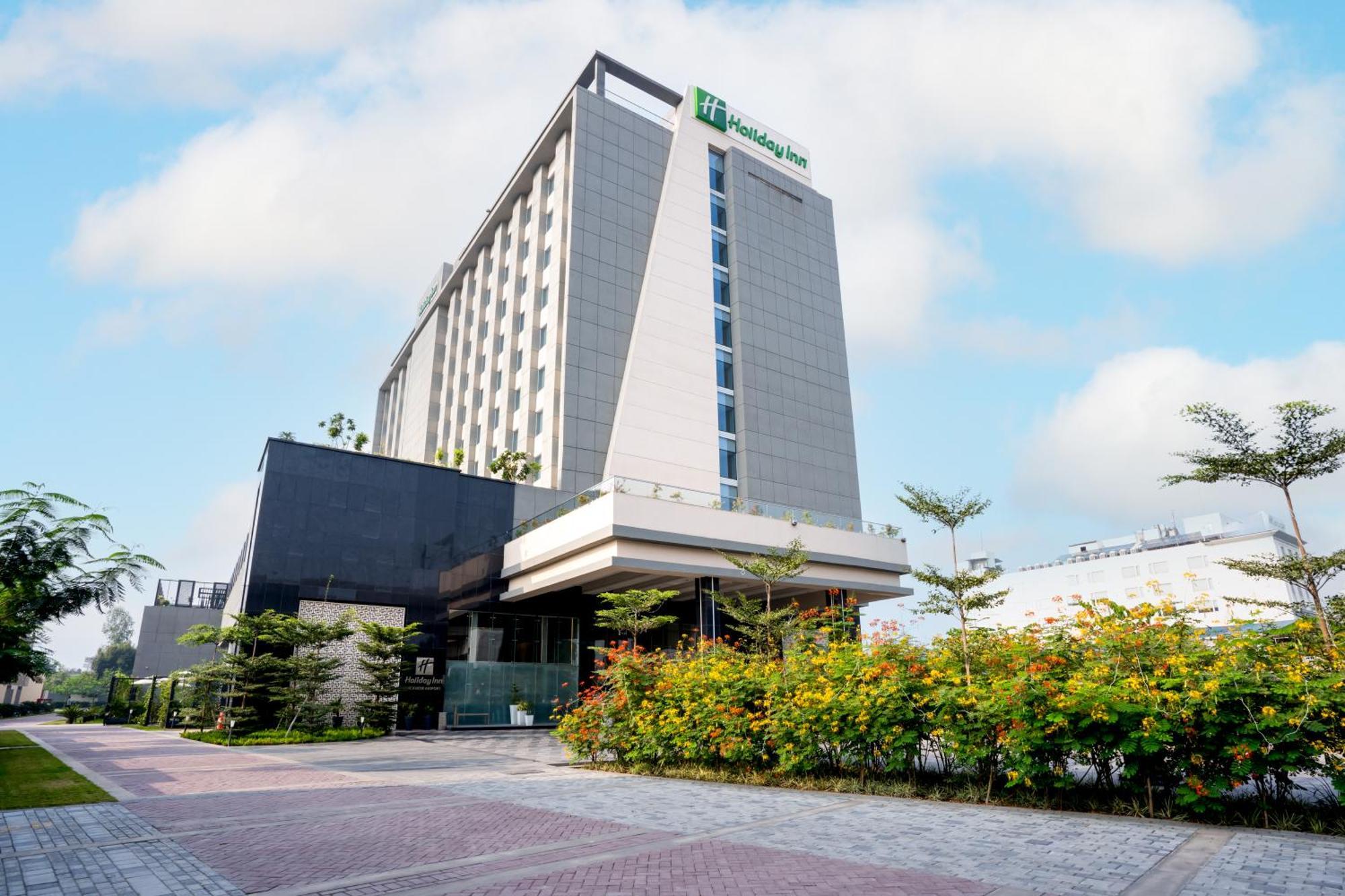 Holiday Inn Lucknow Airport By Ihg Buitenkant foto
