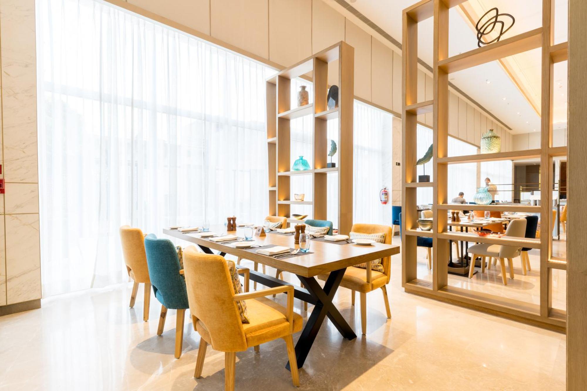 Holiday Inn Lucknow Airport By Ihg Buitenkant foto