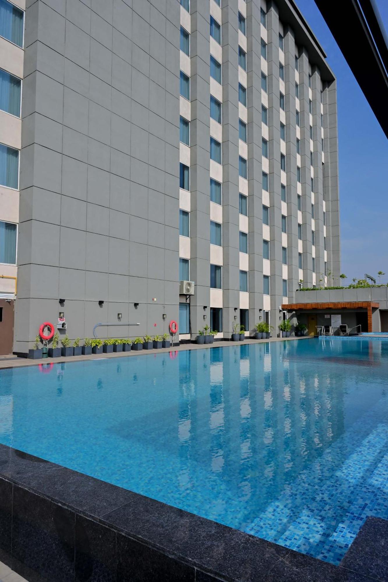 Holiday Inn Lucknow Airport By Ihg Buitenkant foto