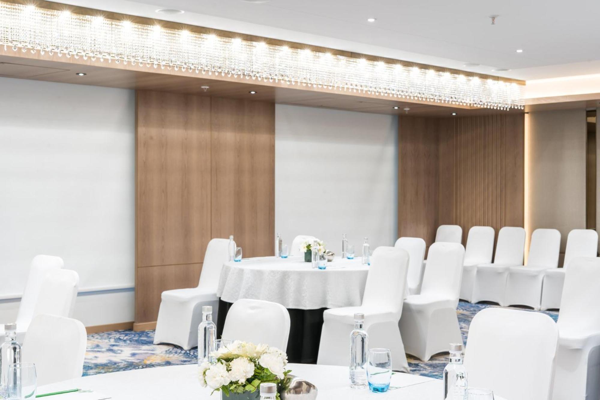 Holiday Inn Lucknow Airport By Ihg Buitenkant foto